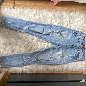 Guess Jeans